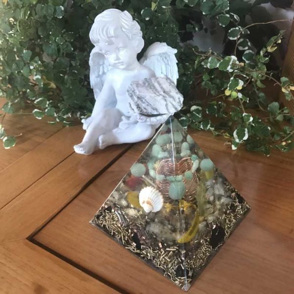 Orgonite Pyramide - Aventurine – Image 2